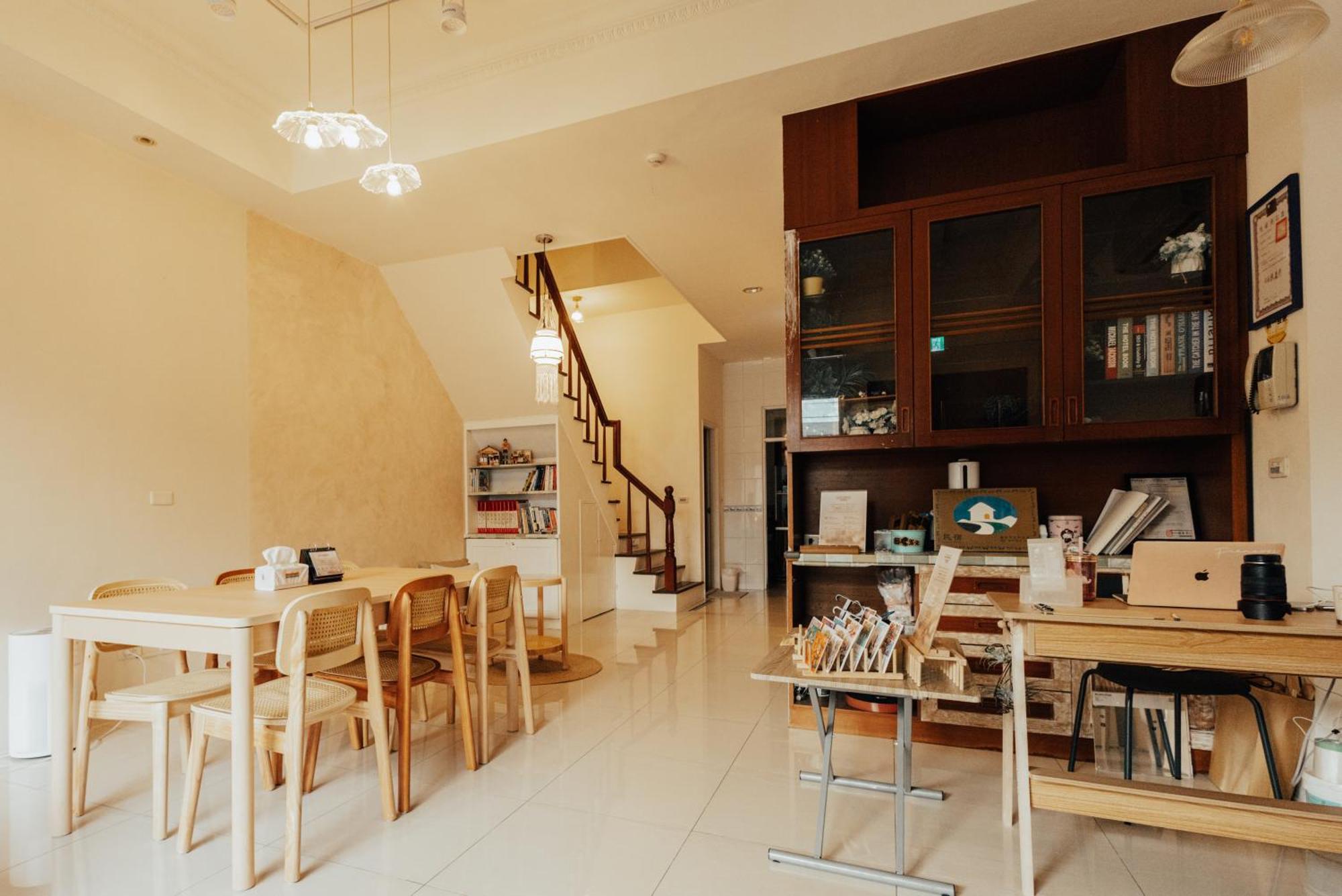 Maybe Homestay Longjing Exterior photo